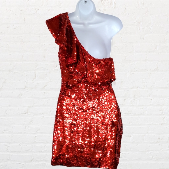 Leith Red Sequin Ruffle One Shoulder Dress - Picture 10 of 16